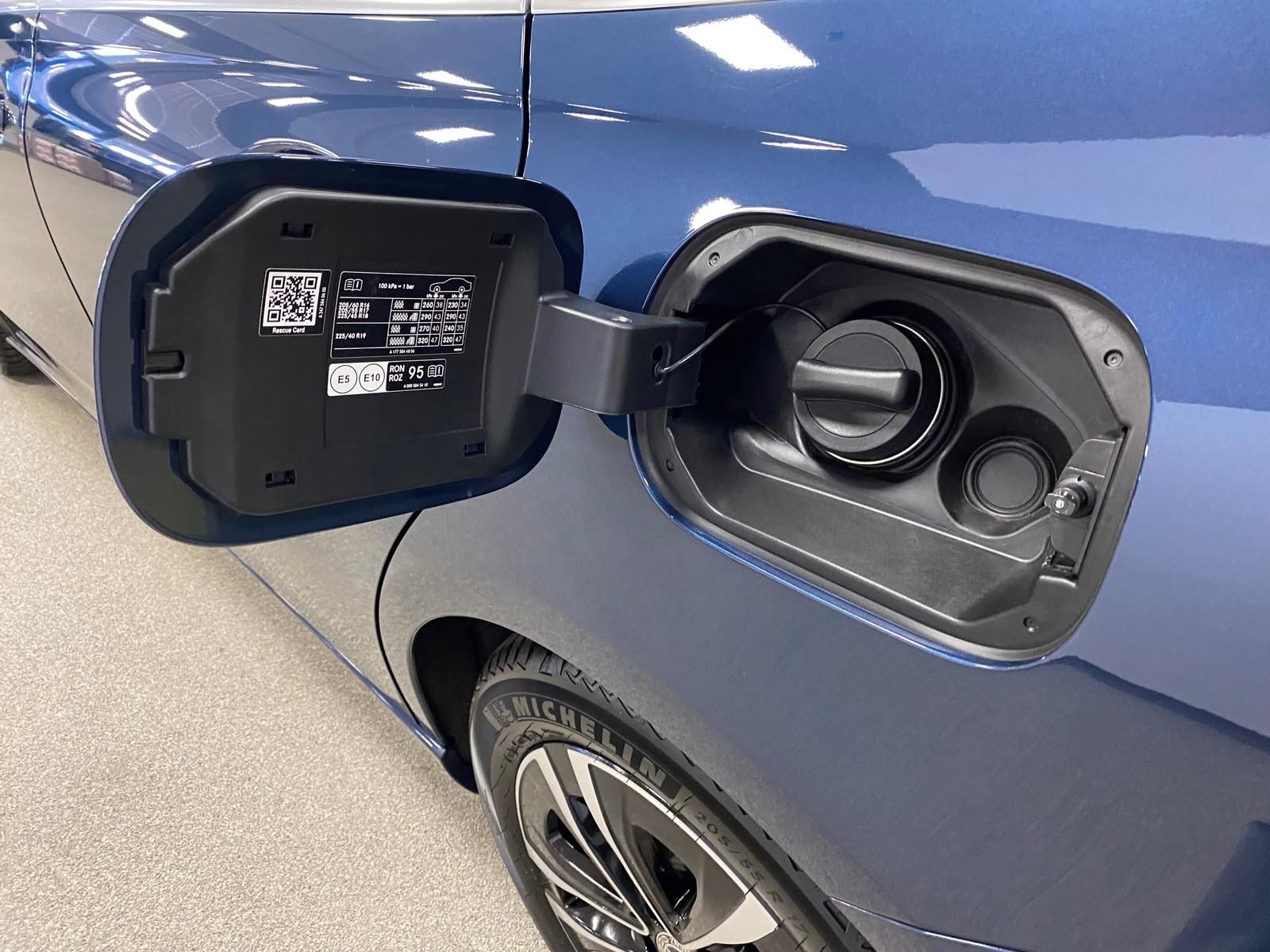 Fahrzeugabbildung Mercedes-Benz B 180 1.3 PROGRESSIVE+NAVI+ALLWETTER+KAMERA+ADVA