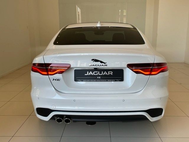 Fahrzeugabbildung Jaguar XE D200 R-Dynamic Black Head-Up & Panorama