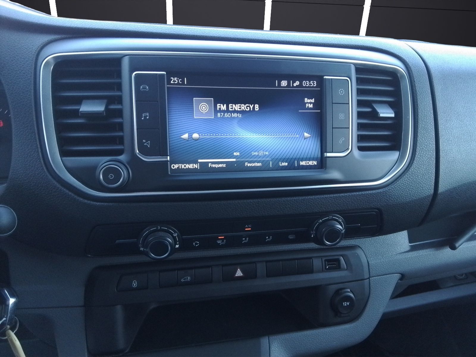 Fahrzeugabbildung Toyota Proace L2 Kasten Comfort Kamera Navi Klima