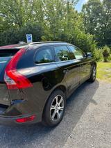 Volvo XC60 D3 Summum  - Volvo aus 2010: Geländewagen