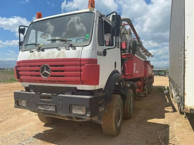 Mercedes-Benz 4844 10x676 / Putzmeister 52m