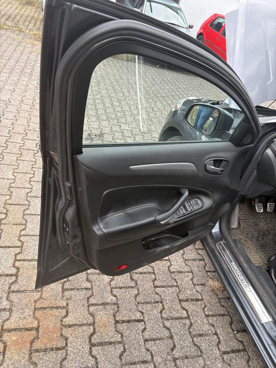 Ford Mondeo 2010 — photo 5