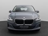 BMW 220i Active Tourer Sport HUD 360° AHK DAB Leder - BMW 220 Active Tourer aus 2023
