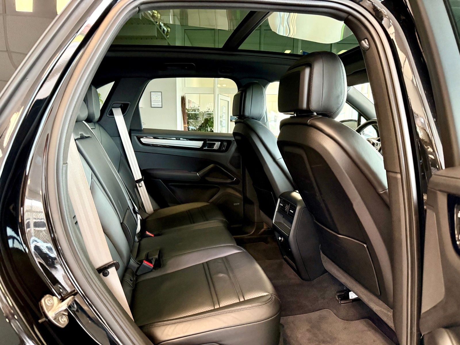Porsche Cayenne S Platinum Edition ACC/Luftfederung/22" foto 13