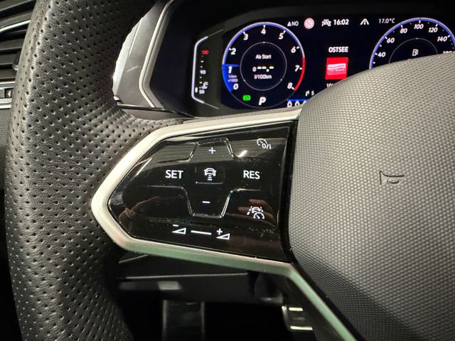 Tiguan Allspace R-Line 2.0 TSI 4M DSG NAVI RFK