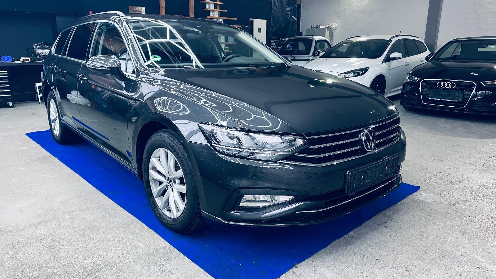 Volkswagen Passat Variant 2.0 TDI  Business NAVI DSG LED