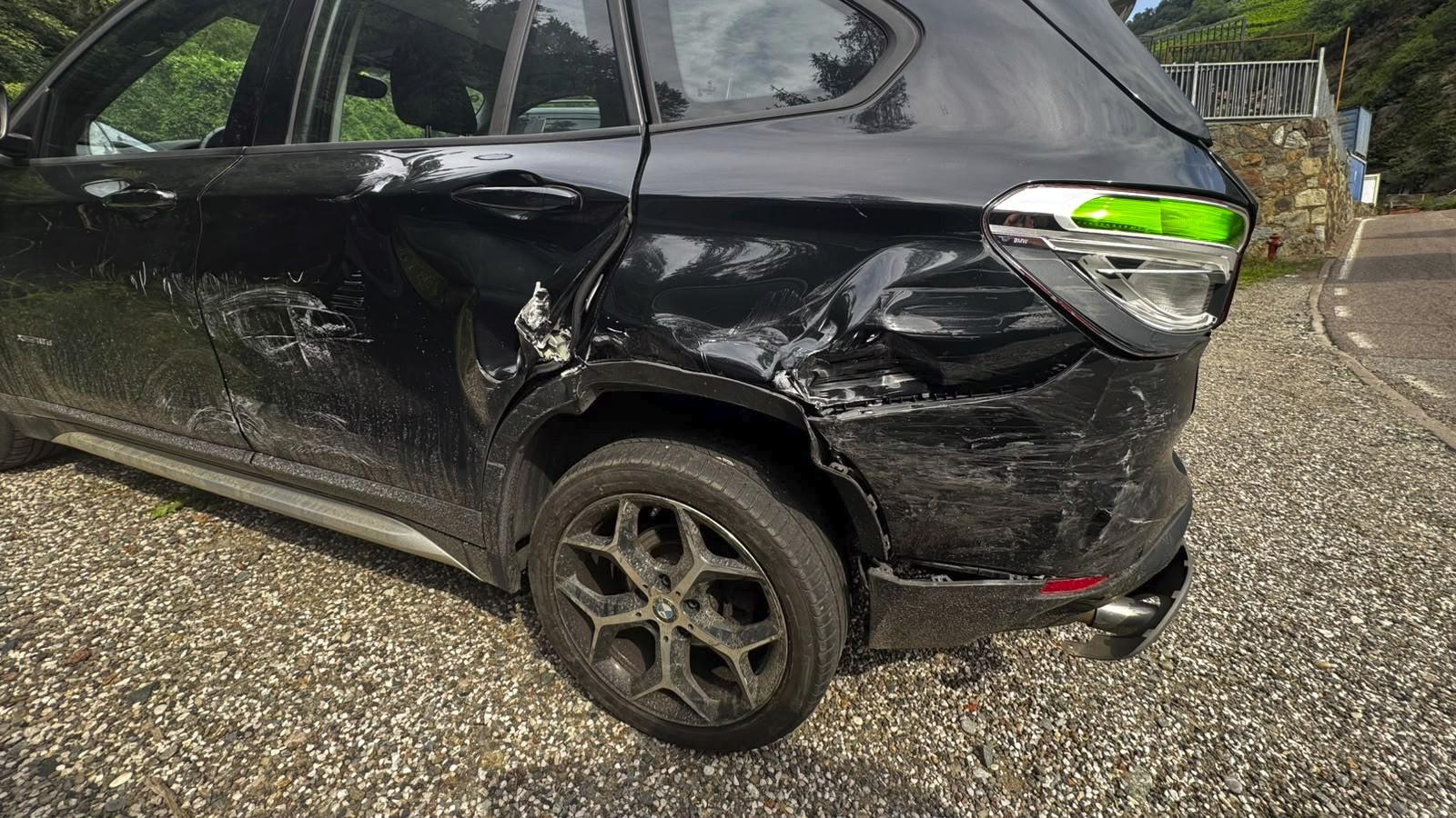 BMW X1 xDrive18d xLine-Unfall-Panorma-LED-Kamera-AHK