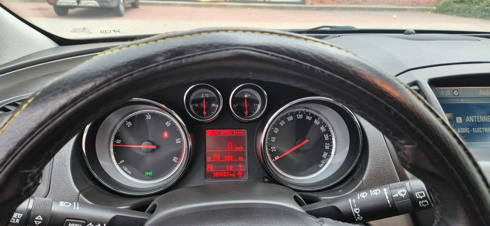 Opel Insignia 2013 — photo 6