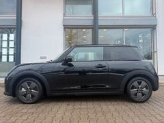 MINI Cooper C ESSENTIAL/ PAKET S/ LED/ EXPERIENCE MOD MINI Cooper C ESSENTIAL/ PAKET S/ LED/ EXPERIENCE MOD