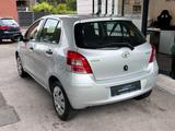 Toyota Yaris Cool 1.0l Limo/2. Hd/Klima/Scheckheft/TÜV - gebrauchte Toyota Yaris aus dem Jahr 2010