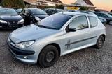 Peugeot 206 1.4 Tendance 75 *KLIM*HU/AU* - Peugeot 206 Tendance mit Benzin-Antrieb