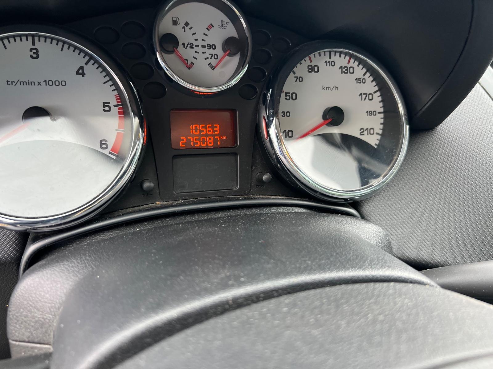 Peugeot 207 2012 — photo 13