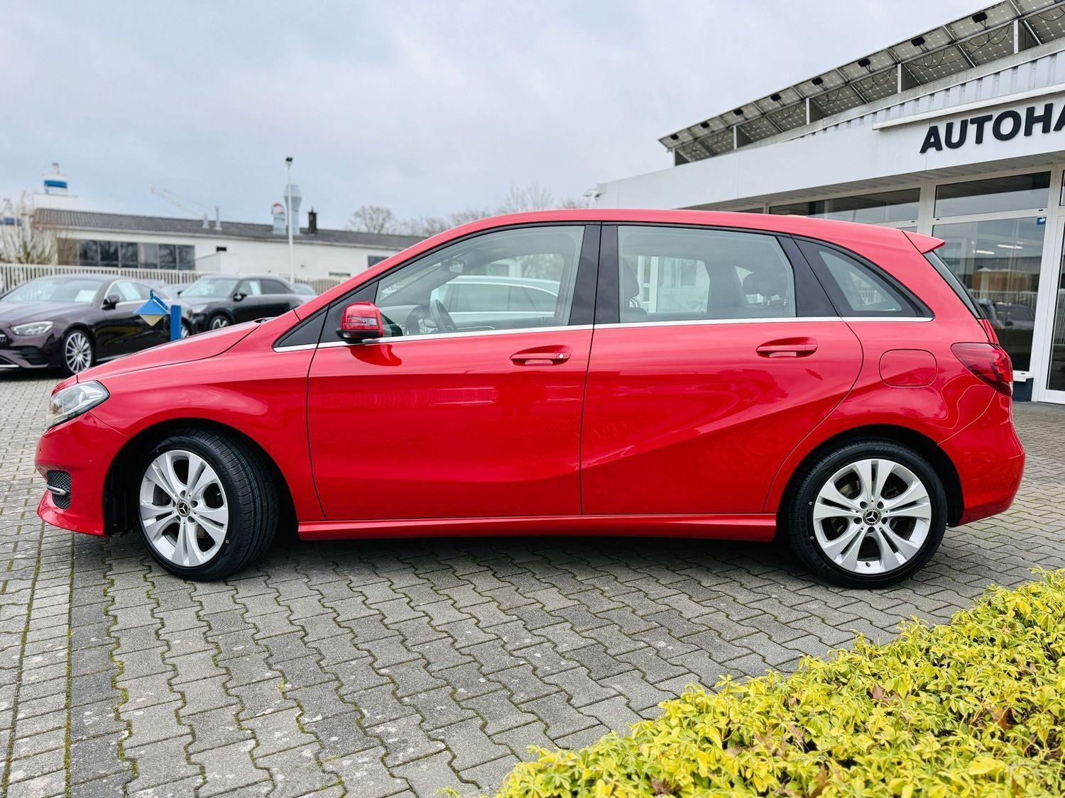 Mercedes-Benz B 180 d URBAN, Tempomat, Kindersitze, PTS, SHZ, 