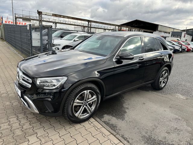 Mercedes-Benz GLC 220d 4Matic 9G Panorama/ AHK/RFK/ Keyless-Go