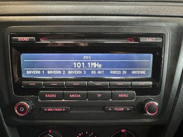 MYAUTOCENTER – Gebraucht- und Jahreswagen mit Werkstattservice in Pfaffenhofen Seat Toledo Reference *1. Hand*Klima*Radio*CD-Player*