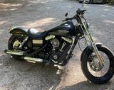 Harley-Davidson Street Bob - HARLEY-DAVIDSON 2012 STREET BOB