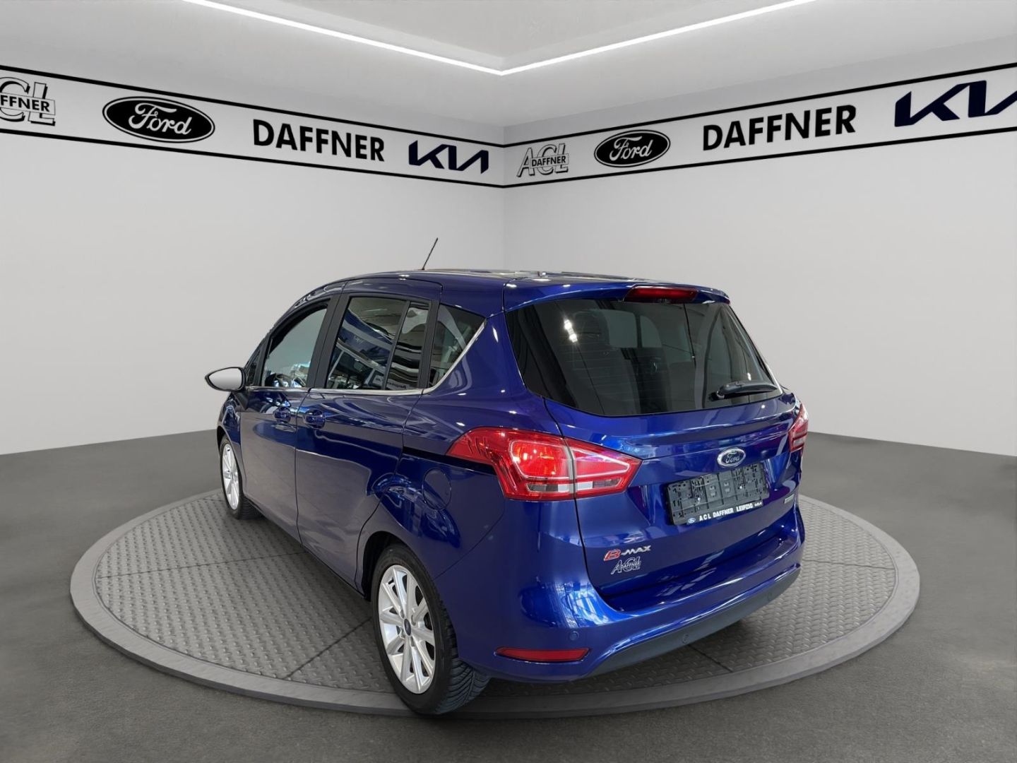 Fahrzeugabbildung Ford B-Max Titanium Bluetooth Sony CD Klima Allwetter