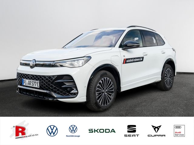 Volkswagen Tiguan R-Line 1.5 l eHybrid PANO AHK IQ-Drive