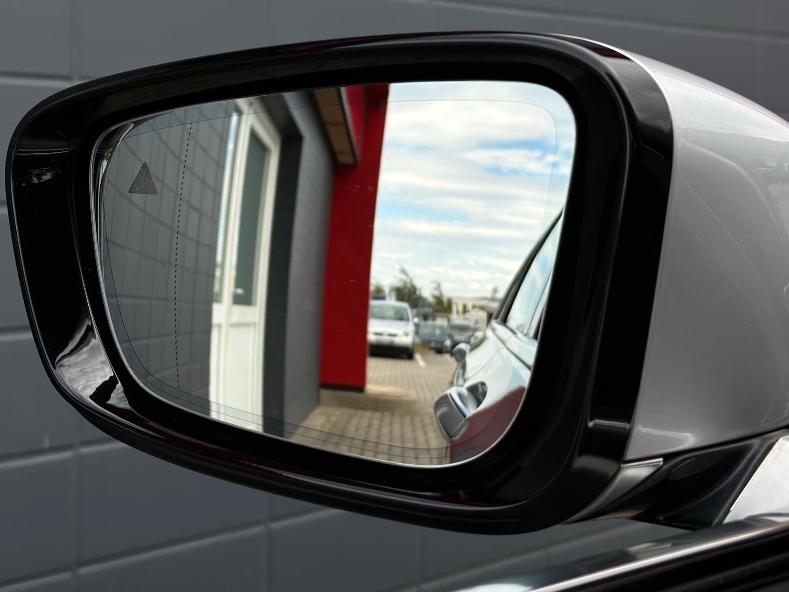 BMW 740d xDrive LASER#NACHT#LUFT#HUD#ACC#LH#CAM#NAVI - Image 26