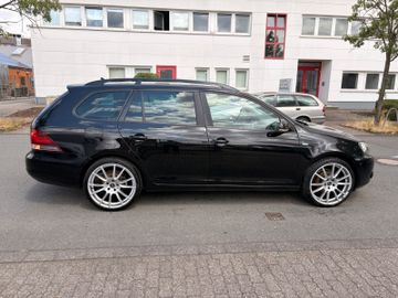 Volkswagen Golf - 5