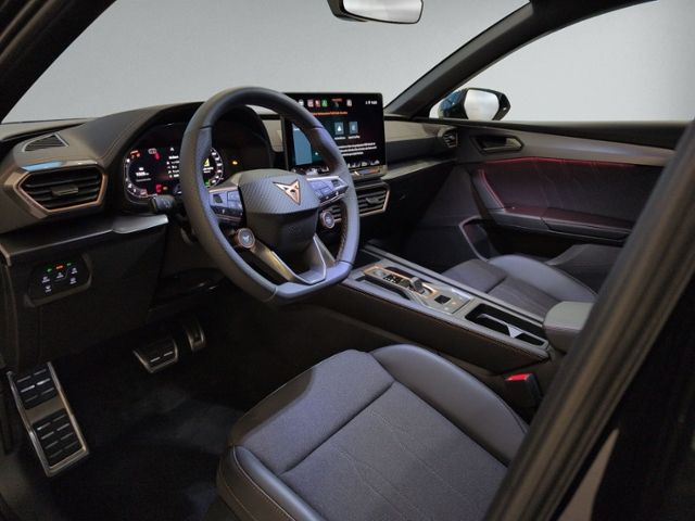 Leon ST 1.5 eTSI DSG AHK+LED+ACC+PDC+KLIMAAU.+SZ