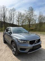 Volvo XC40 Momentum Geartronic, Kamera, Navi, AHK 