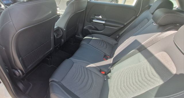 B 180 Progressive (EURO6e) Navi/Autom./Klima/LED