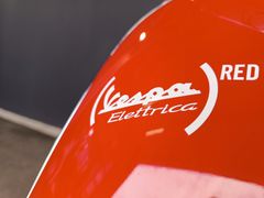 VESPA Elettrica 70 km/h RED - AKTION bis 19.04.2026