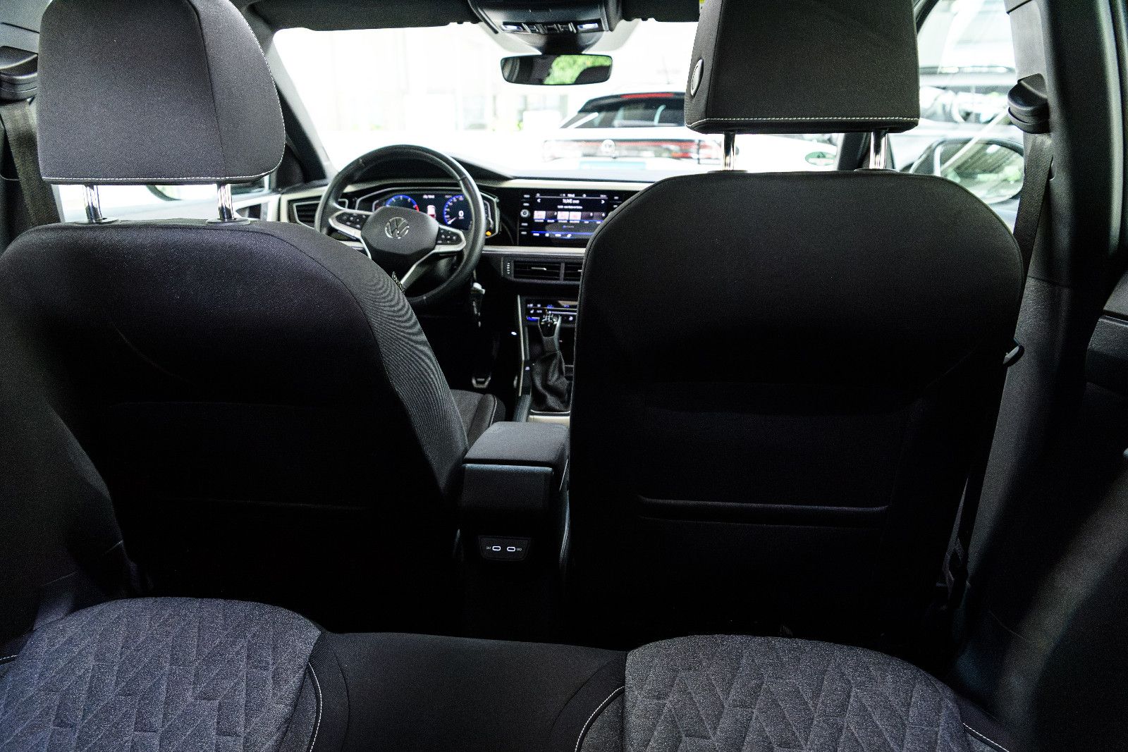 Fahrzeugabbildung Volkswagen Taigo Move+LED+SHZ+PANO+ALU+ACC+PANO+RFK+IQLIGHT