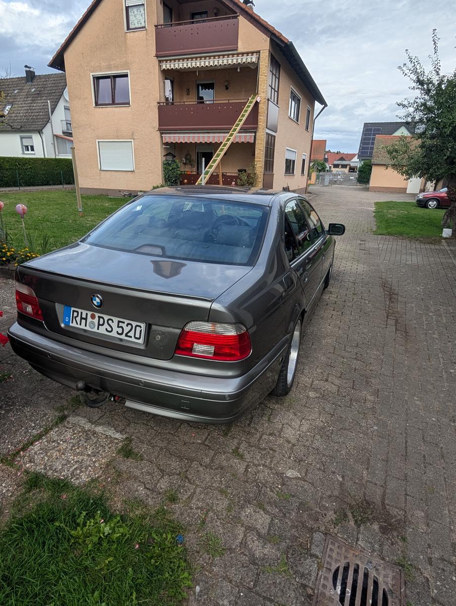 BMW 520i Exclusive Line