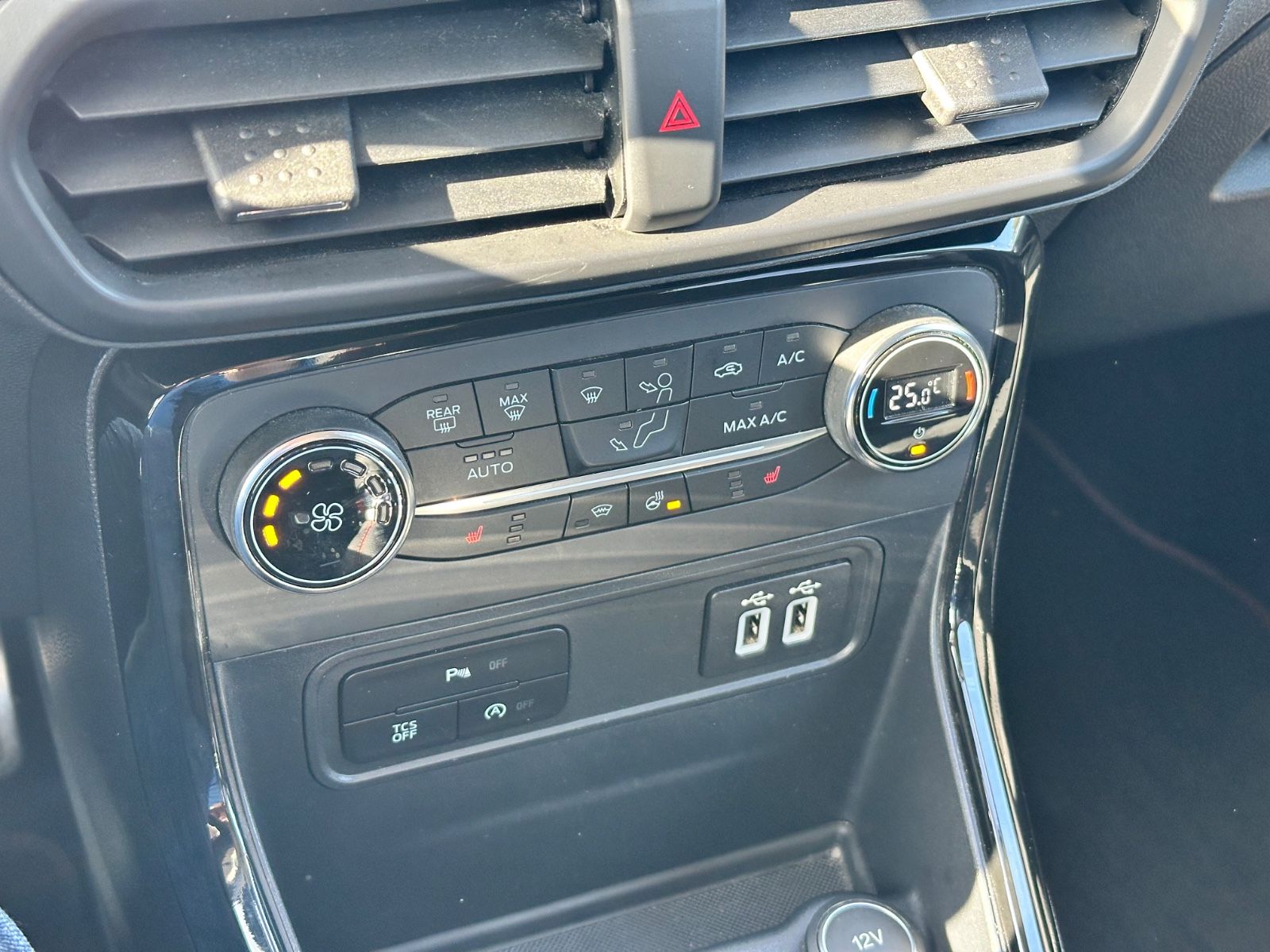Fahrzeugabbildung Ford EcoSport ST-Line*PDC V+H*Sitz-Lenkradheizung*App