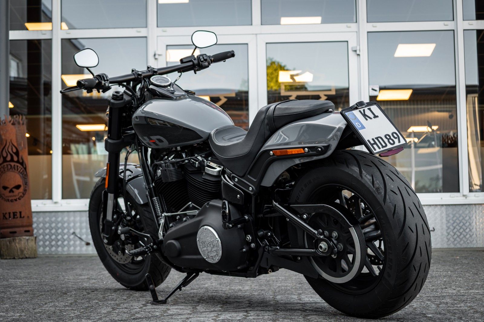 Fahrzeugabbildung Harley-Davidson FXFBS FAT BOB 114 CUI SOFTAIL - JEKILL&HYDE -