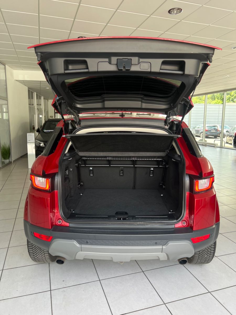 Fahrzeugabbildung Land Rover Range Rover Evoque SE