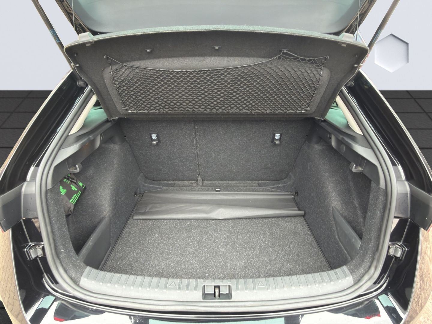 Scala Tour 1.0 TSI 81kW 6-Gang SG LED PDC Rückfa