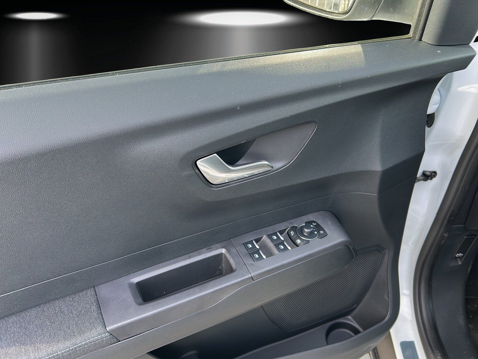 Fahrzeugabbildung Ford Tourneo Courier 1,0 Ecoboost Active