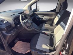 Fahrzeugabbildung Citroën Berlingo 1.5 Max XL HDI 130 EAT8 NAVI Kamera