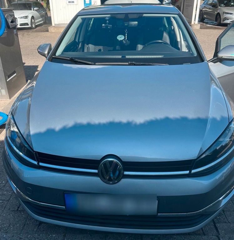 Image of Volkswagen Golf