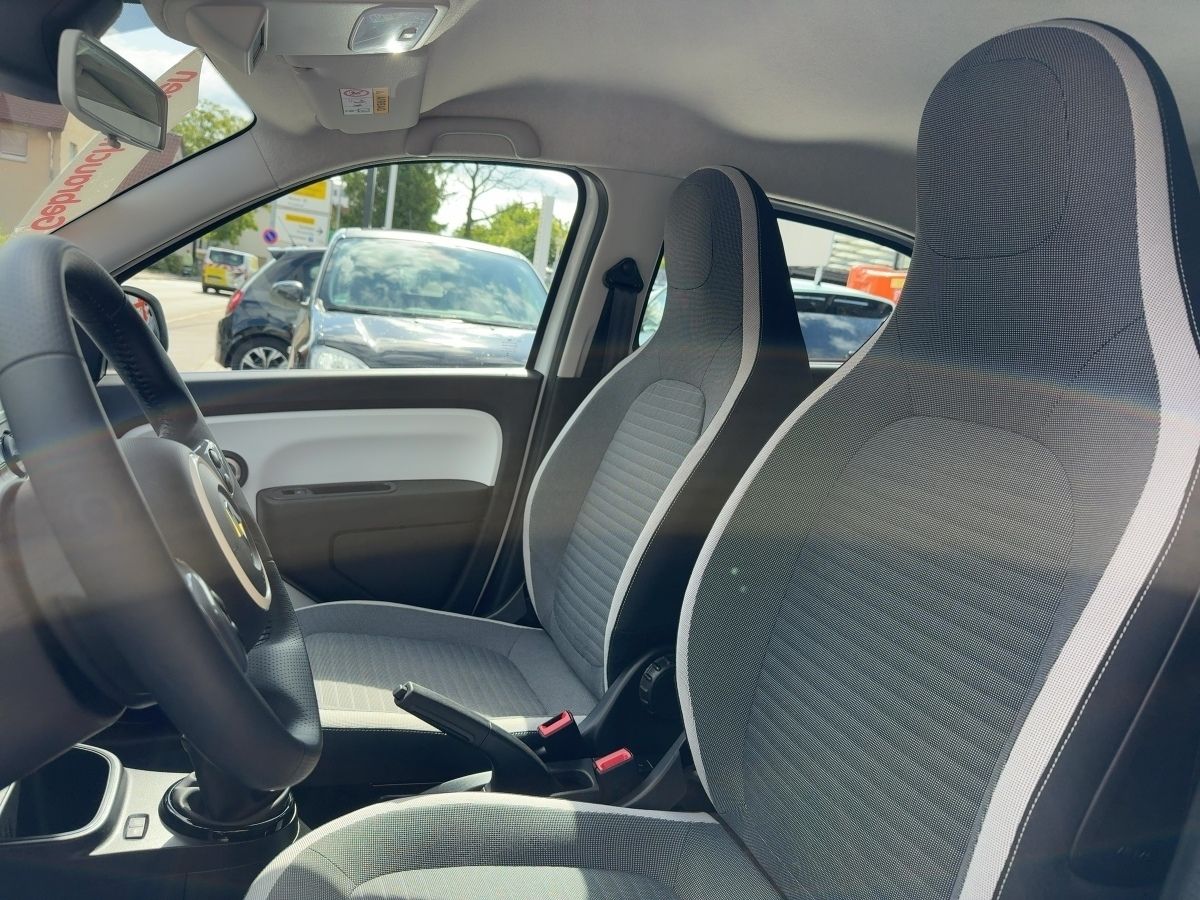 Fahrzeugabbildung Renault Twingo ZEN SCe 65 ** 3673 km **