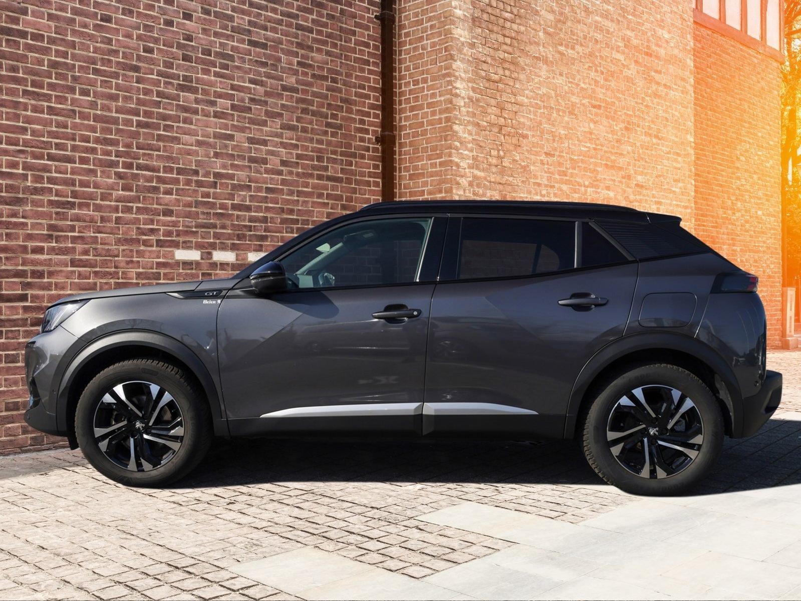 Peugeot 2008 GT BHDI 130EAT8 PDC/Navi/SHZ