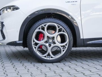 Alfa Romeo Tonale 1.3 PHEV Veloce 'KEYLESS'360°'SITZBELÜ.''