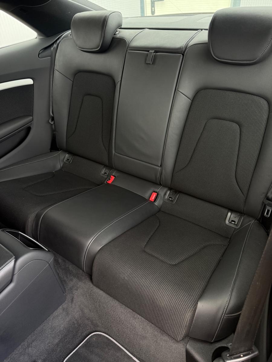 Audi A5 Coupé S Line 2.0 TDI 177 ch BVM / 1ère main / Bang & Olufsen / Jantes 19" / Xénon
