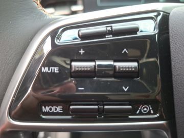 KGM Torres Essential Hybrid 150KW 2WD°Navi°Leder°LED