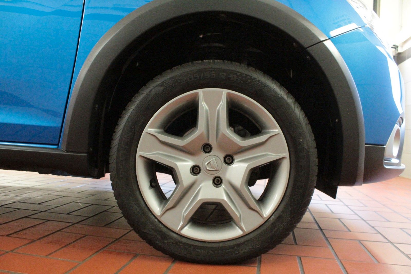 Fahrzeugabbildung Dacia Sandero TCe 90 Stepway Prestige *Media-Nav*