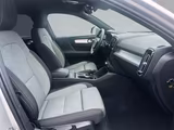 Volvo XC40 B3 Mild-Hybrid Core AHK LED - Volvo XC40 Gebrauchtwagen