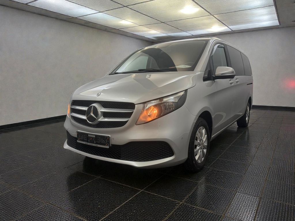 2019 Mercedes-Benz V 220