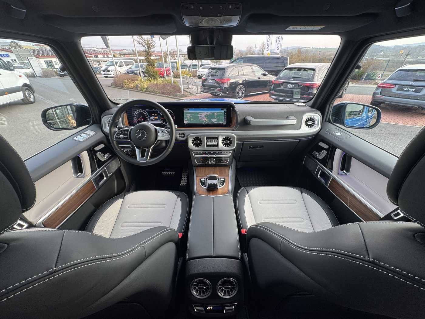 Fahrzeugabbildung Mercedes-Benz G 500 PROFESSIONAL+DACH+BURM3D+AHK +StHz+360°+Sp