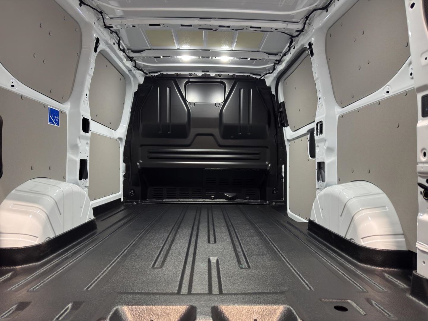 Fahrzeugabbildung Ford Transit Custom Kasten 320 L1 Trend FWD Plug-in H