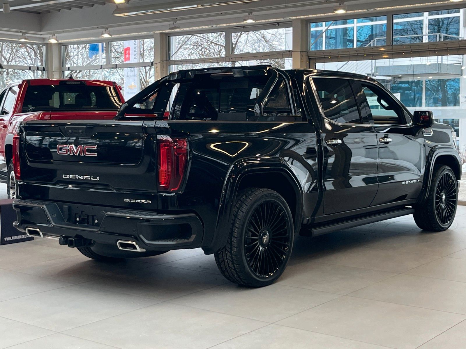 Fahrzeugabbildung GMC Sierra 1500 Denali Black 6.2 LPG*HeadUp*360°