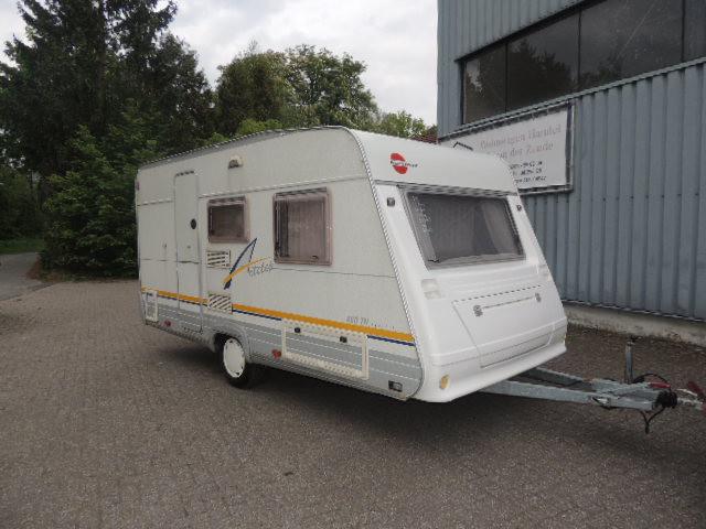 Bürstner Artstep 420 TN-Vorzelt- WC- 1100 Kg - 100 KM/h