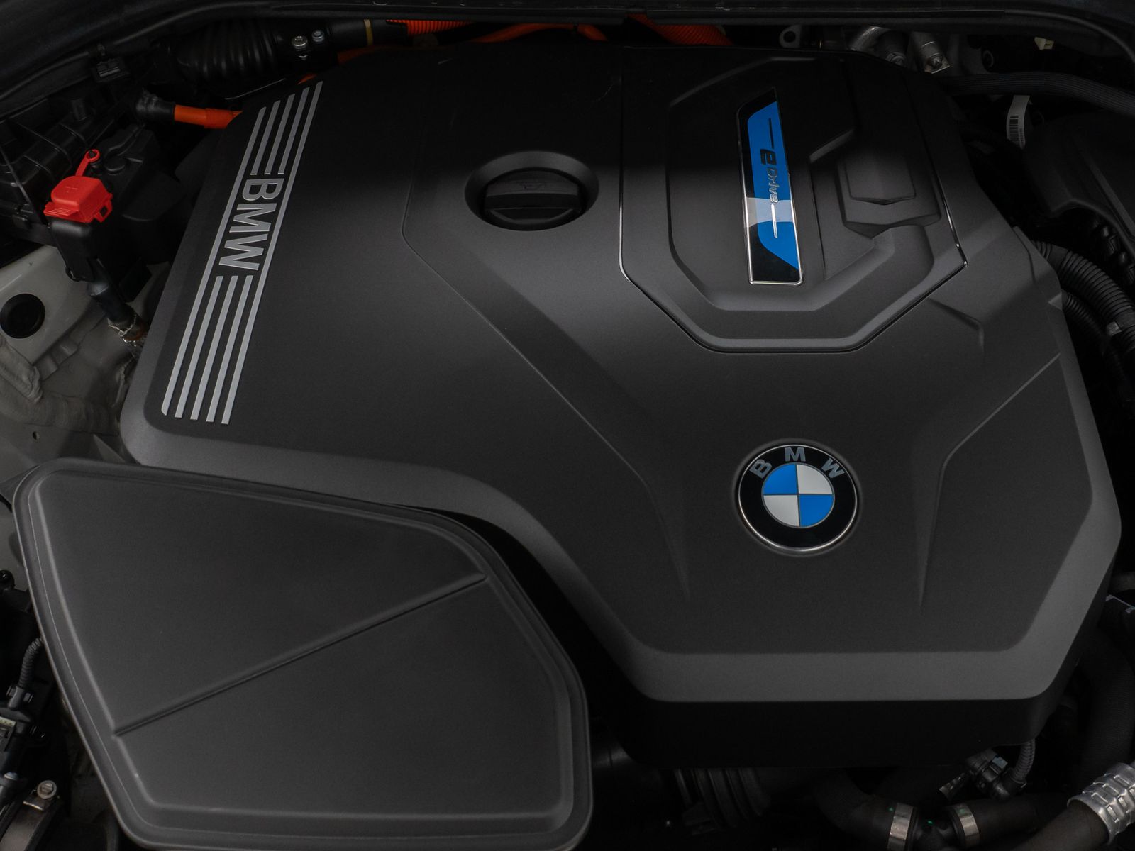 Fahrzeugabbildung BMW X3 xD30e  Panorama Kamera HUD DAB H/K AHK Sport